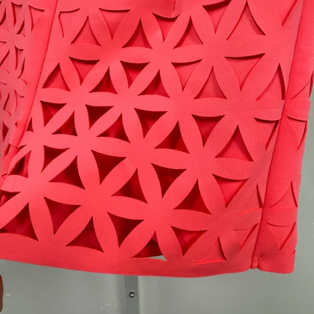 Lilly‎ Pulitzer Lorna Short in Pink Sun Ray Daisy Laser Cut Sz 0 Summer Boho - Picture 4 of 12
